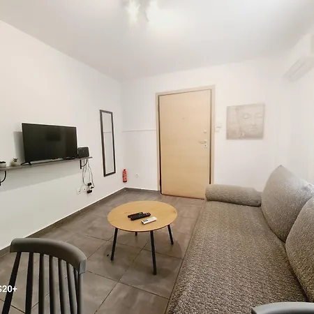 Apartment пластира